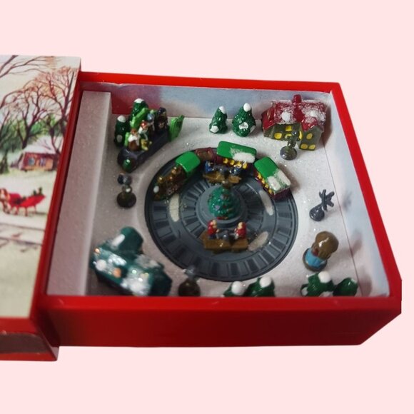 Mr. Christmas Matchbox Melodies Jingle Bells Music Box W/ Animated Scene Plays S - Picture 7 of 10